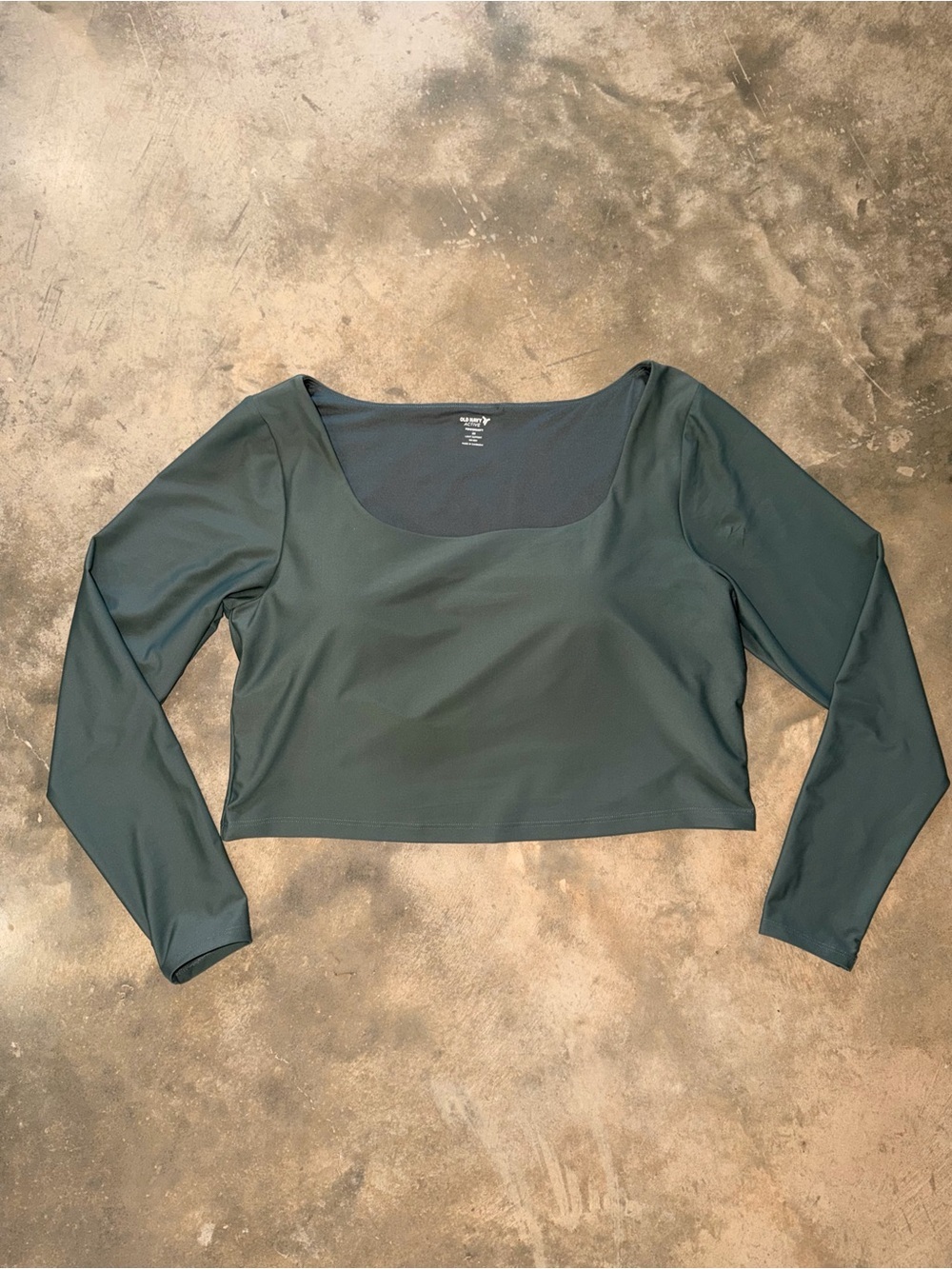 Old Navy Active PowerSoft 2X Green Long Sleeve Crop Top Built In Bra